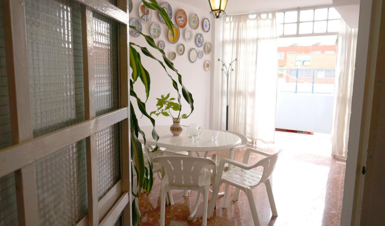 Casa Soleada En Calle Tranquila เซบีญา ภายนอก รูปภาพ