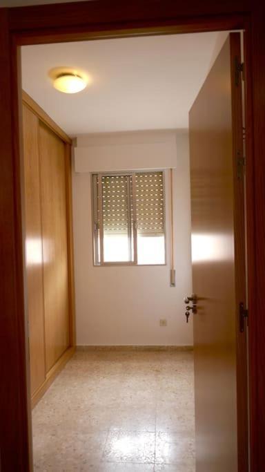 Casa Soleada En Calle Tranquila เซบีญา ภายนอก รูปภาพ